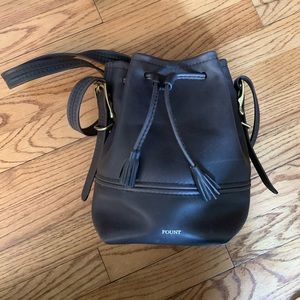 FOUNT Coventry Bucket Bag